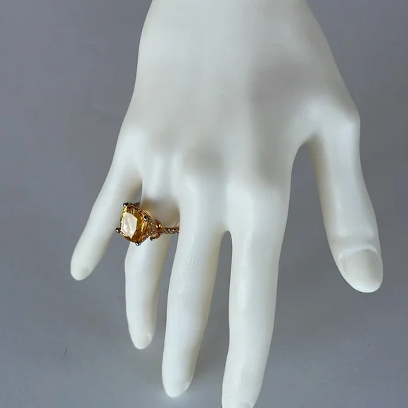 NWOT 4 1/2 ct. t.w. Citrine/White TopazSize 7
